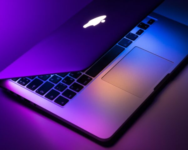 Laptop - Image 3